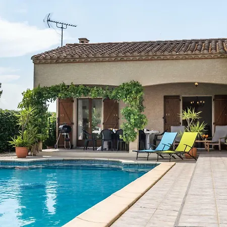 Βίλα Beautiful With Private Pool Near Lake In